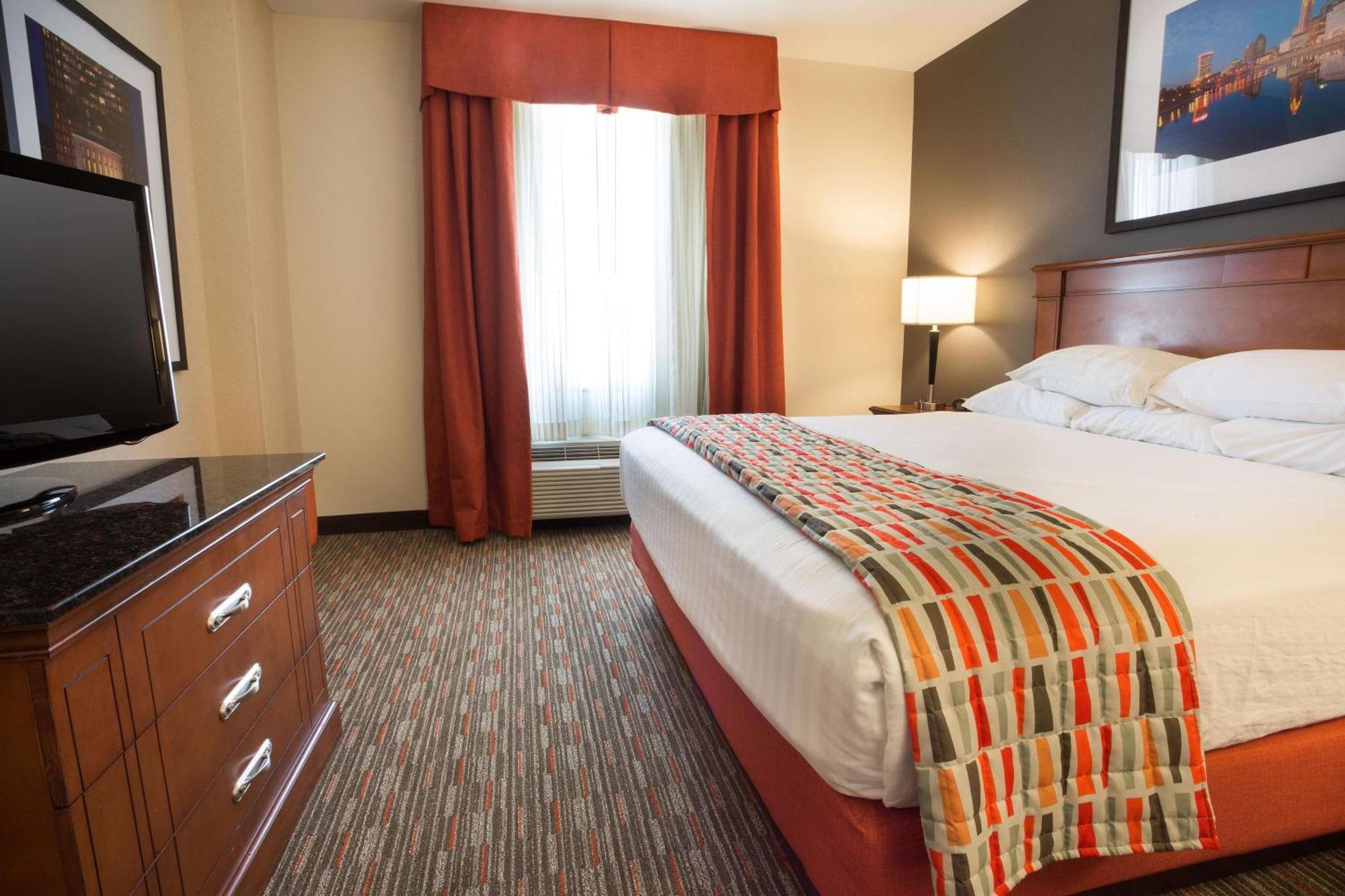 Drury Inn & Suites Columbus Grove City Eksteriør billede
