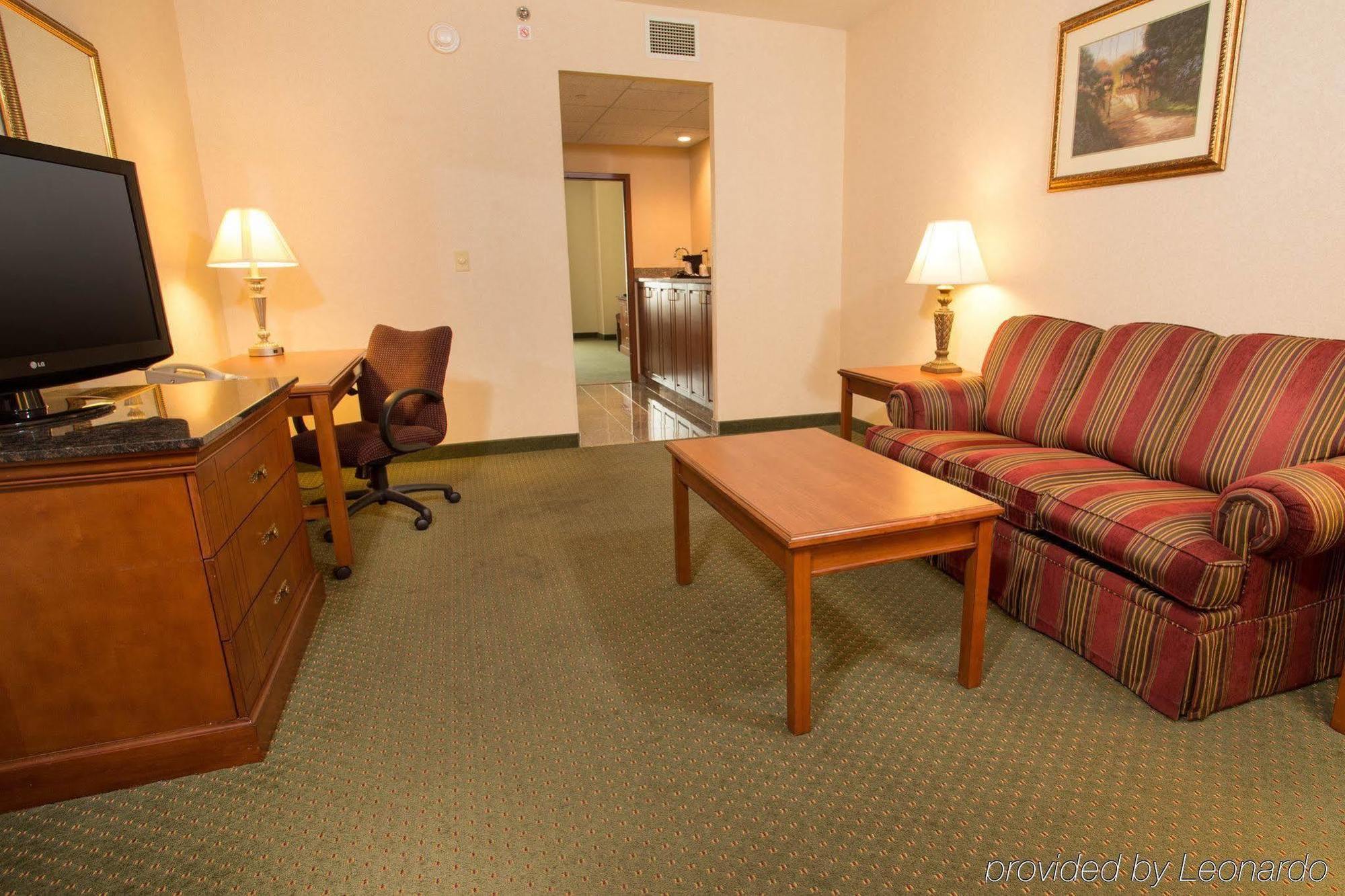 Drury Inn & Suites Columbus Grove City Eksteriør billede